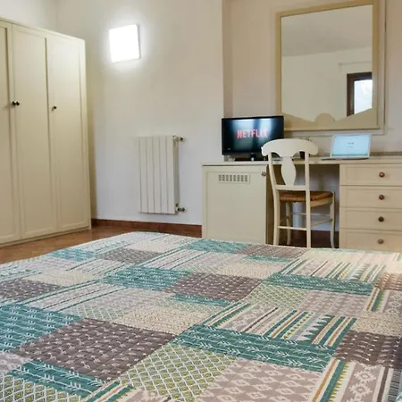Welcomely - Affittacamere Insula Appartement *