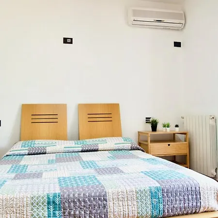 Welcomely - Affittacamere Insula Appartement *